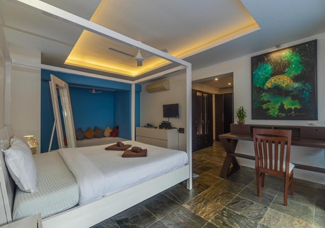 Saffronstays Urja, Lonavala - Private Villa With 2 Pools, Spa Room, Private Elevator & Waterfall Eksteriør bilde